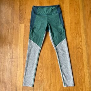 Outdoor Voices 7/8 Dipped Legging Two Tone